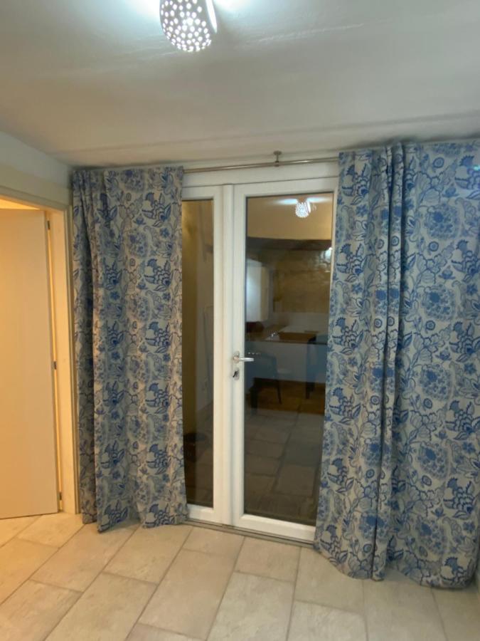 Handy Suite Idromassaggio Bríndisi Exterior foto