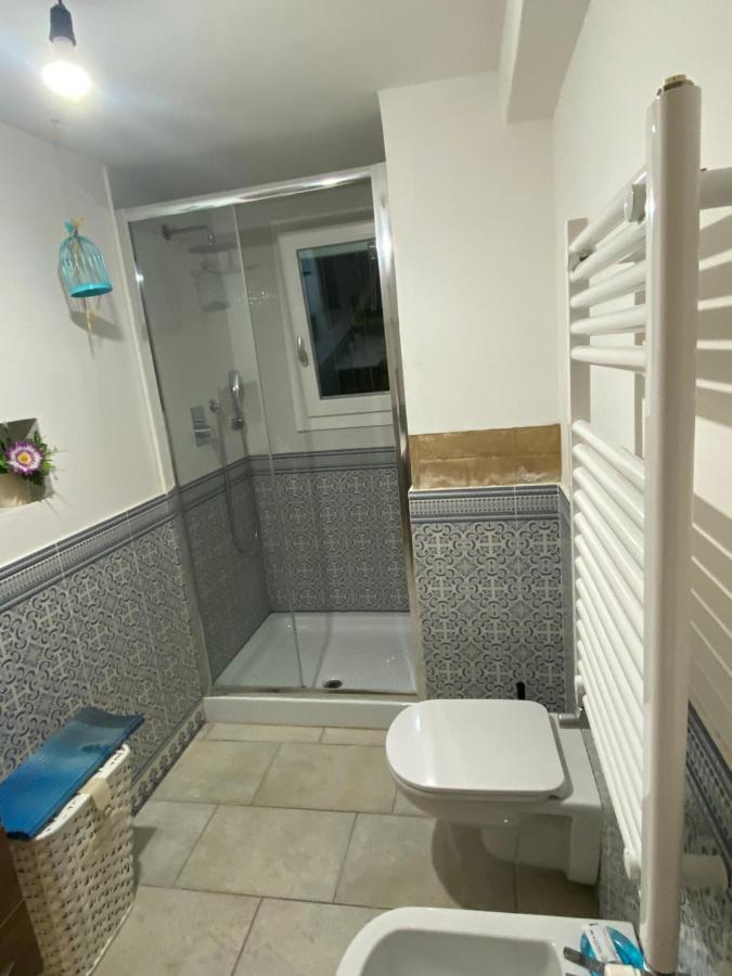 Handy Suite Idromassaggio Bríndisi Exterior foto