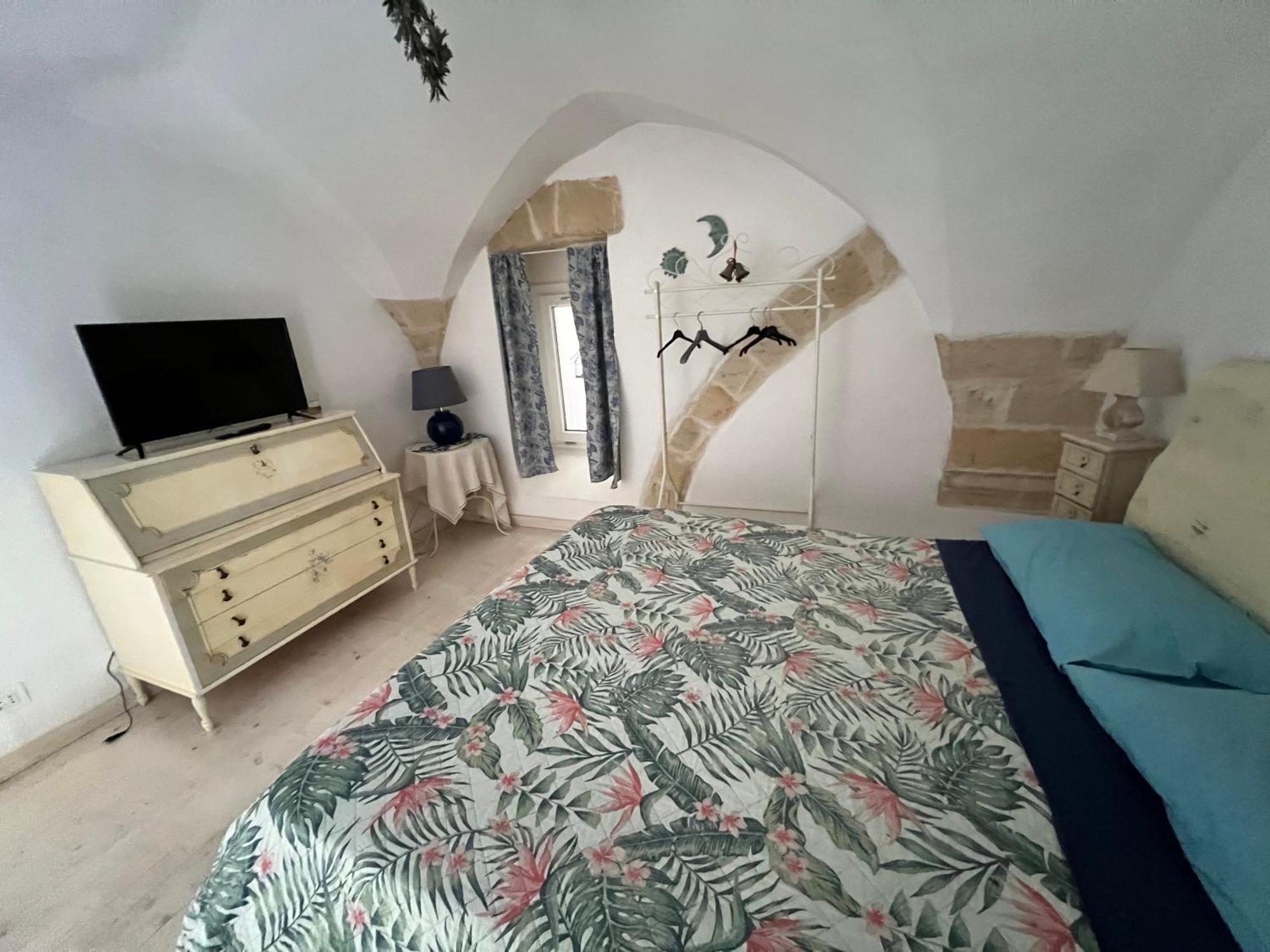 Handy Suite Idromassaggio Bríndisi Exterior foto